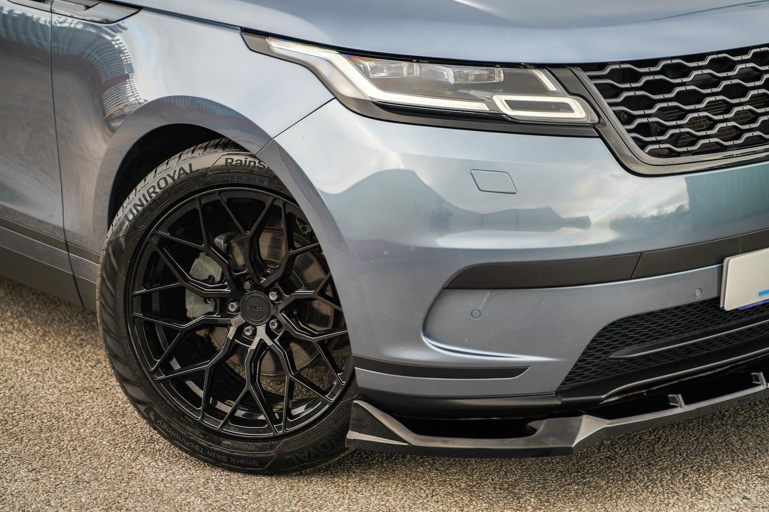 Used Land Rover Range Rover Velar 2019 for sale - 77898572: Photo 2