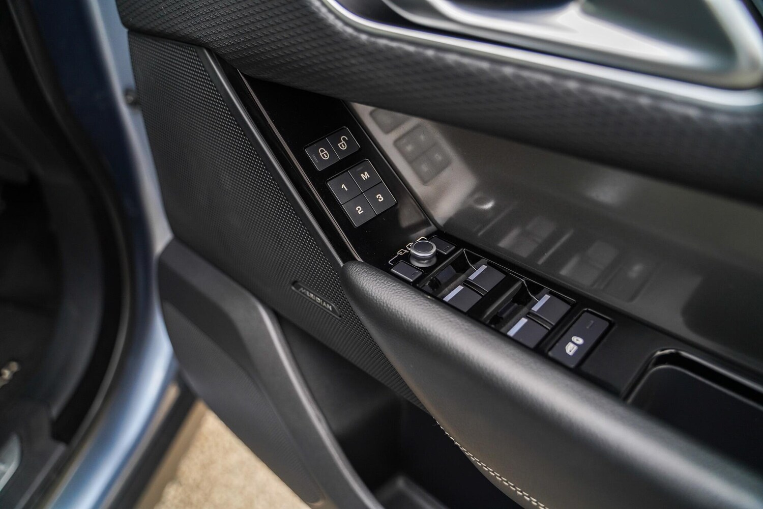 Used Land Rover Range Rover Velar 2019 for sale - 77898572: Photo 49