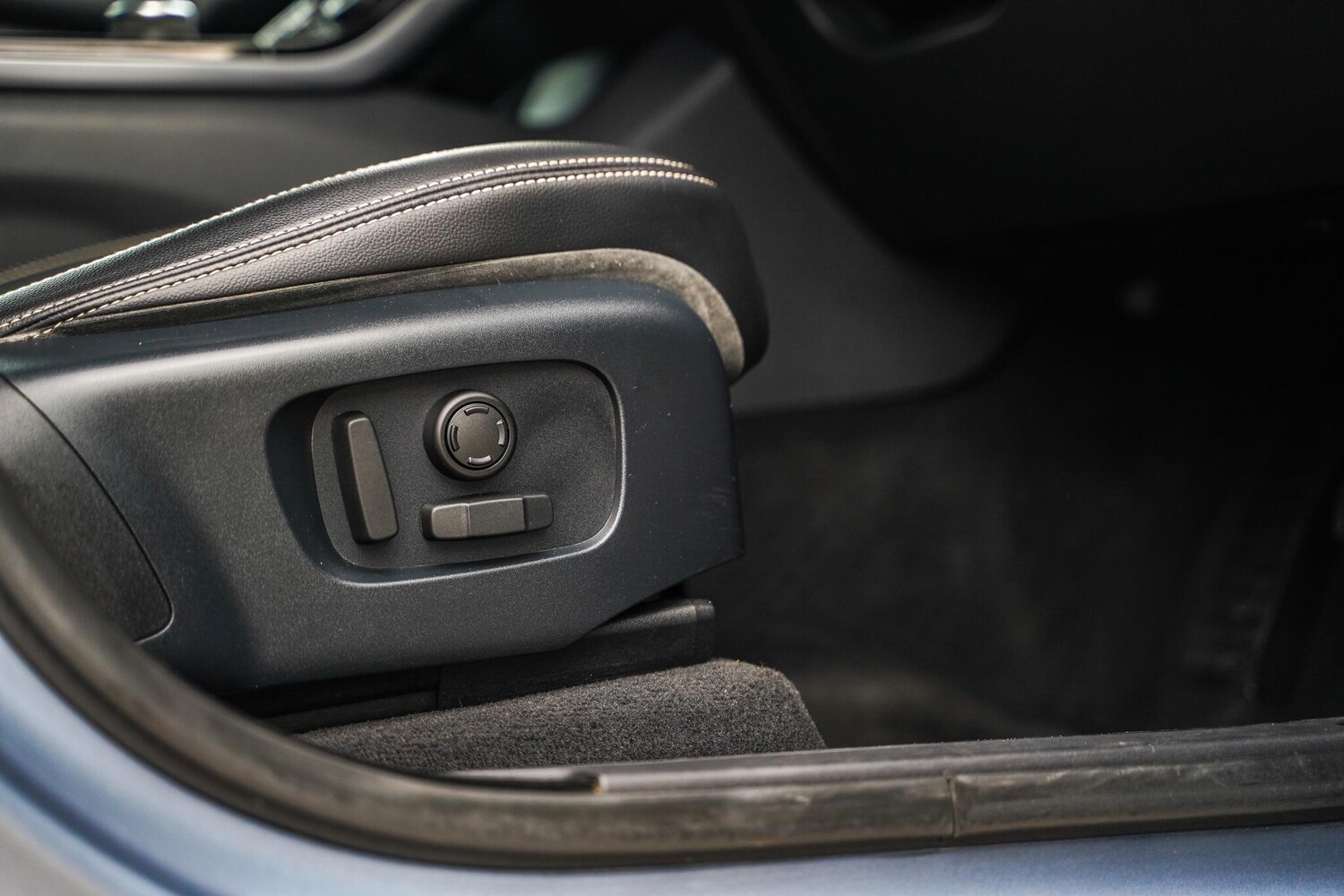 Used Land Rover Range Rover Velar 2019 for sale - 77898572: Photo 53