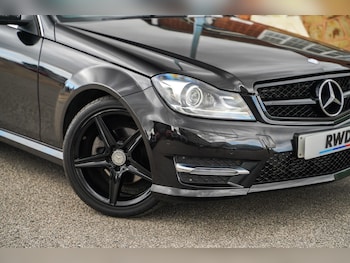Used Mercedes-Benz C Class 2015 for sale - 79441756: Photo