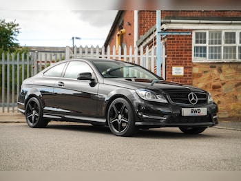 Used Mercedes-Benz C Class 2015 for sale - 79441756: Photo