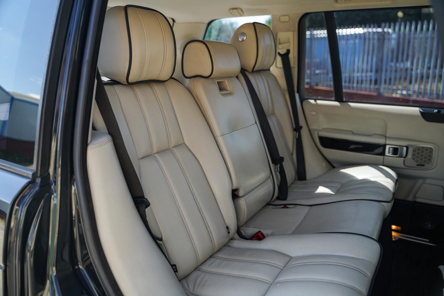 Used Land Rover Range Rover 2011 for sale - 76326701: Photo 19