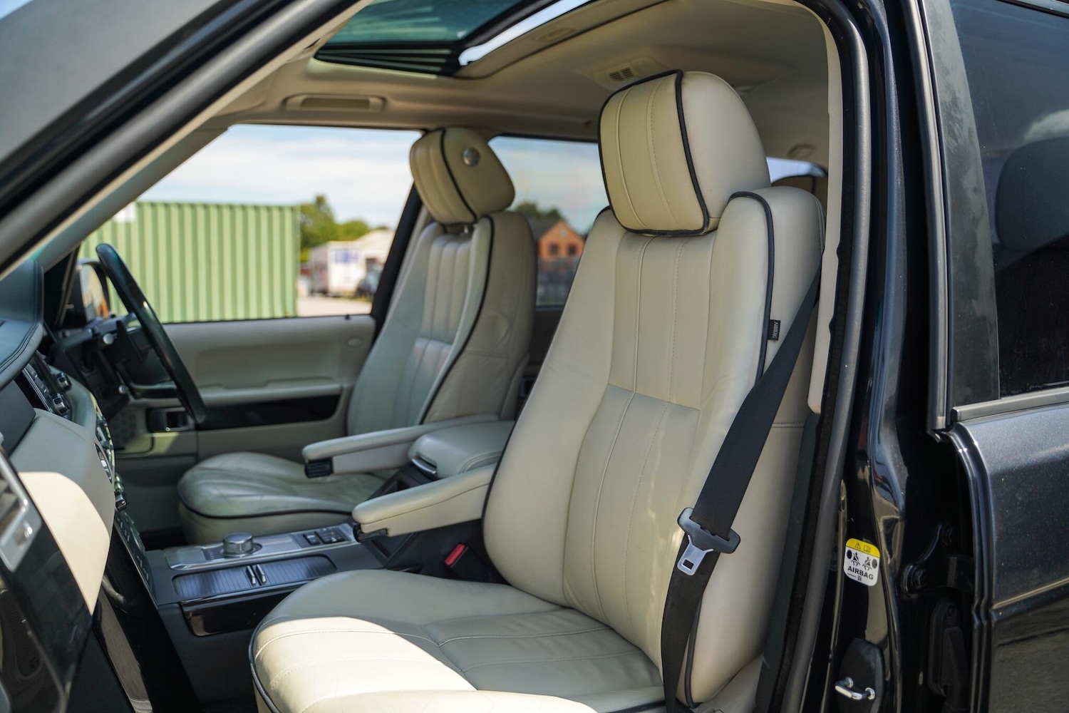Used Land Rover Range Rover 2011 for sale - 76326701: Photo 20