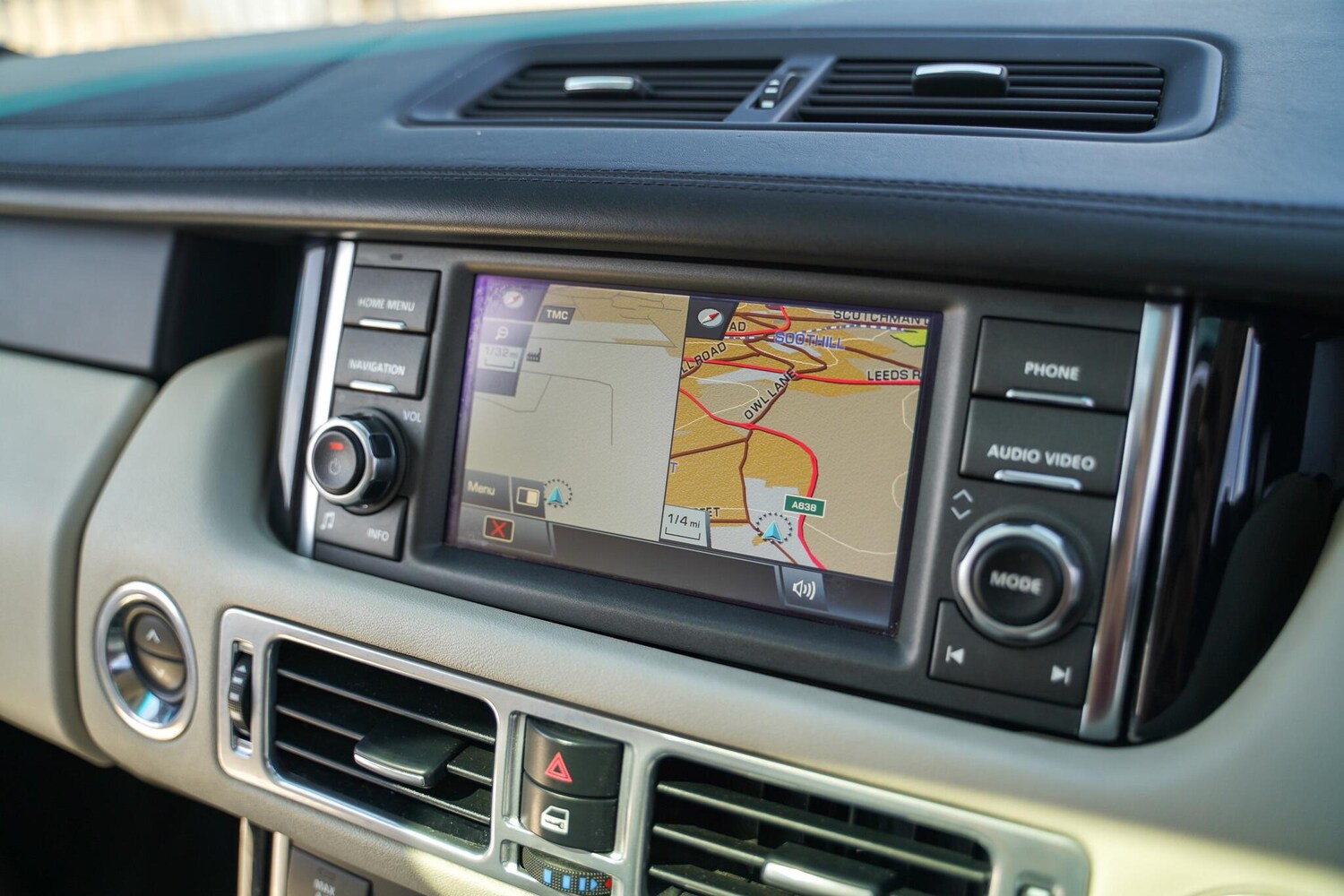 Used Land Rover Range Rover 2011 for sale - 76326701: Photo 31