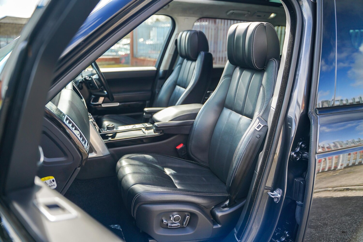 Used Land Rover Range Rover 2017 for sale - 78020301: Photo 11