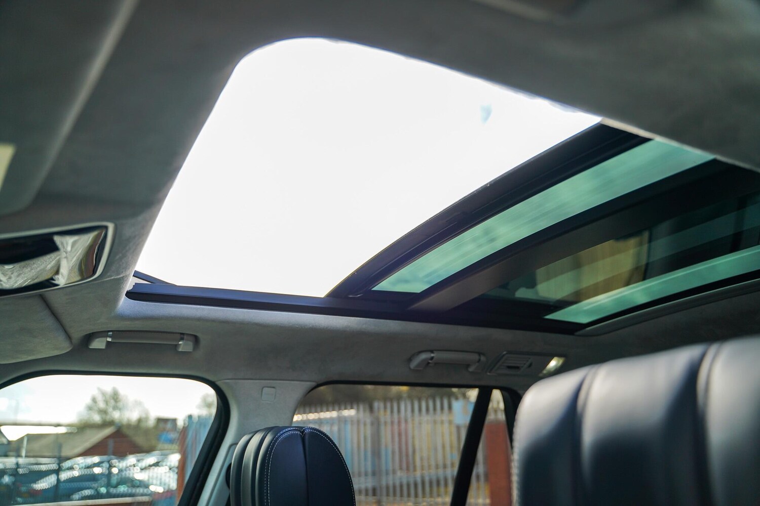 Used Land Rover Range Rover 2017 for sale - 78020301: Photo 12