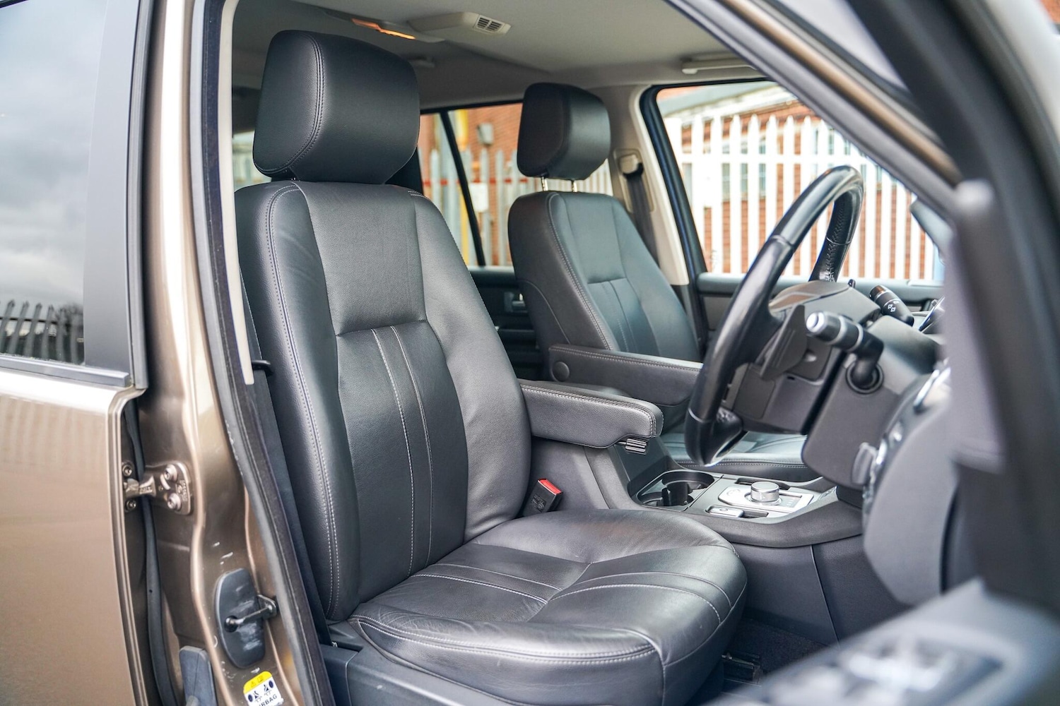 Used Land Rover Discovery 2014 for sale - 76521881: Photo 32