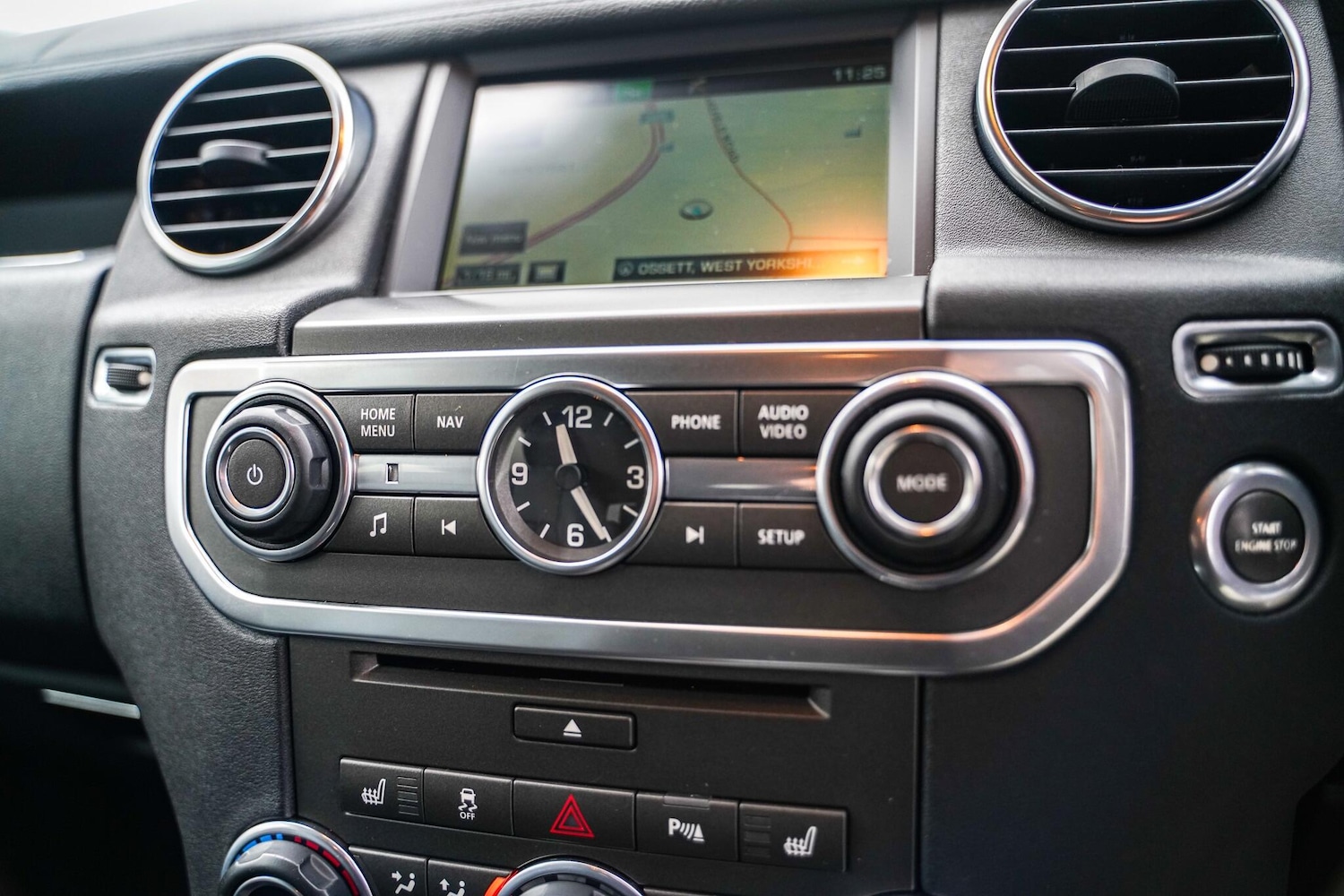 Used Land Rover Discovery 2014 for sale - 76521881: Photo 40