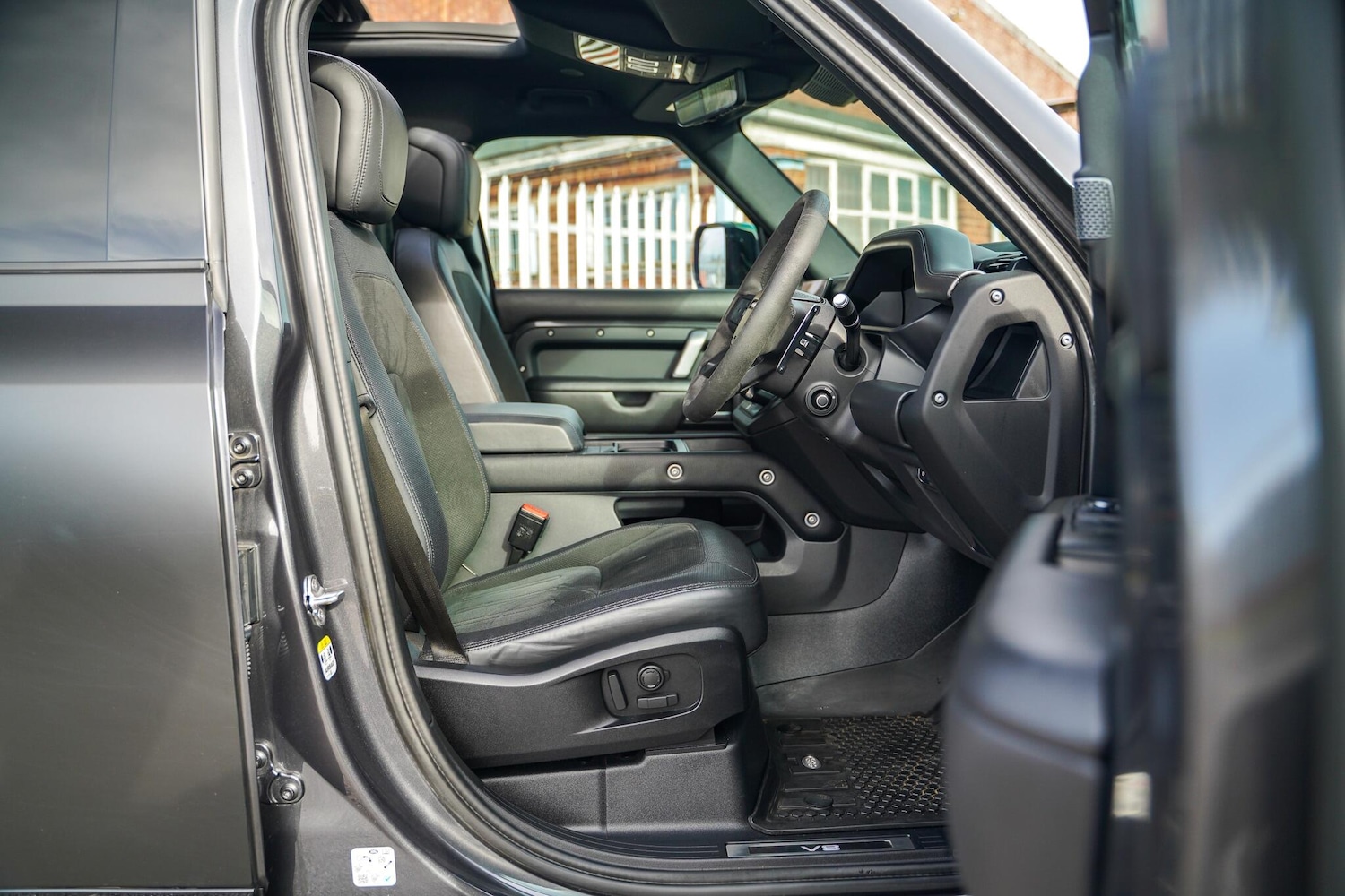 Used Land Rover Defender 2022 for sale - 78148350: Photo 10