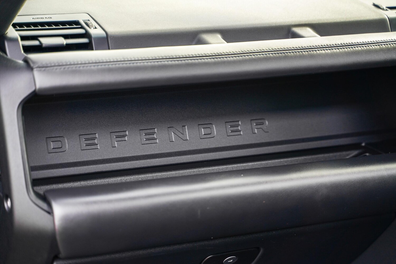 Used Land Rover Defender 2022 for sale - 78148350: Photo 59