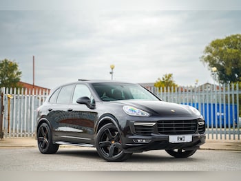 2016 (66) - GTS 5dr Tiptronic S