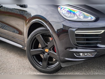Used Porsche Cayenne 2016 for sale - 76314467: Photo 3