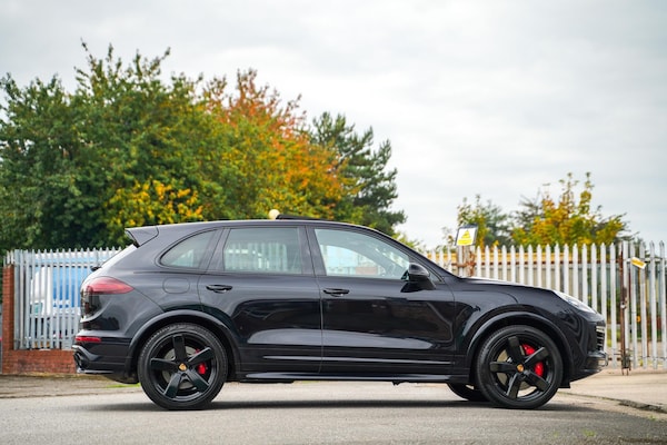 Used Porsche Cayenne 2016 for sale - 76314467: Photo 5