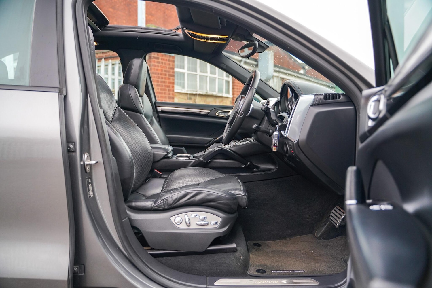 Used Porsche Cayenne 2013 for sale - 77439679: Photo 36