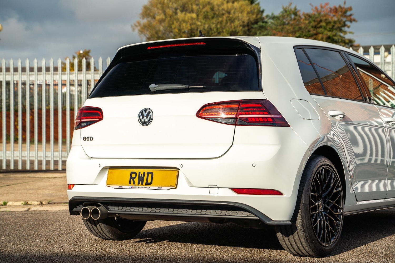 Used Volkswagen Golf 2017 for sale - 76349430: Photo 5