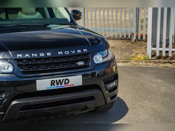 Used Land Rover Range Rover Sport 2015 for sale - 78934364: Photo