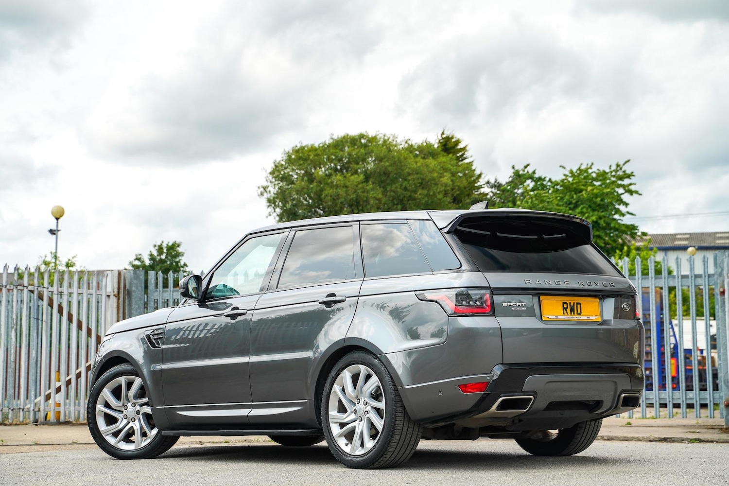 Used Land Rover Range Rover Sport 2019 for sale - 76189046: Photo 2