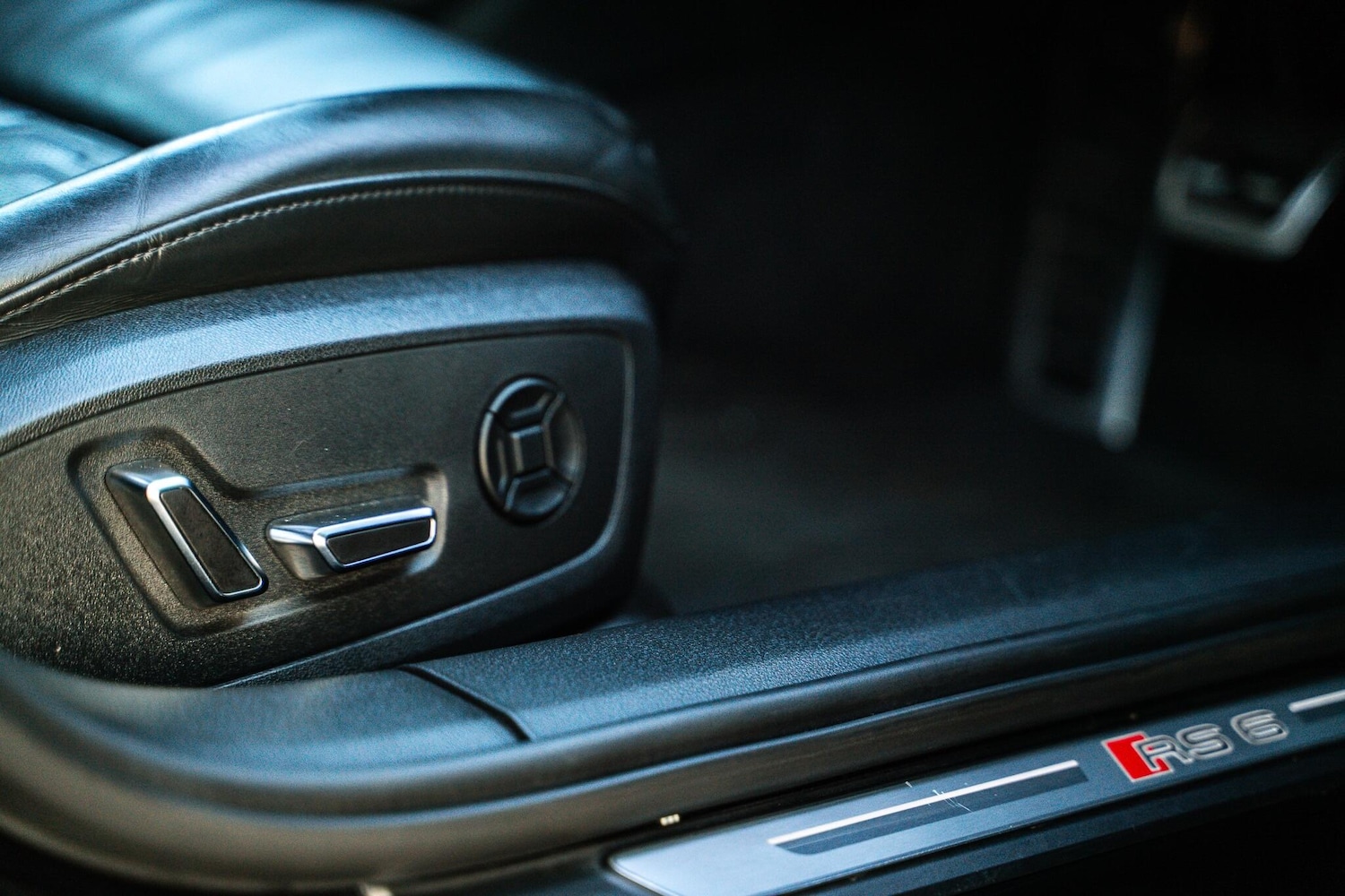 Used Audi RS6 2020 for sale - 76824667: Photo 57