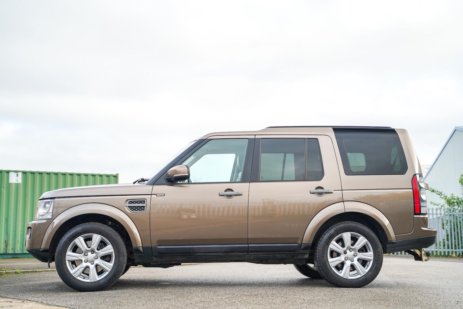 Used Land Rover Discovery 2014 for sale - 76991552: Photo 11