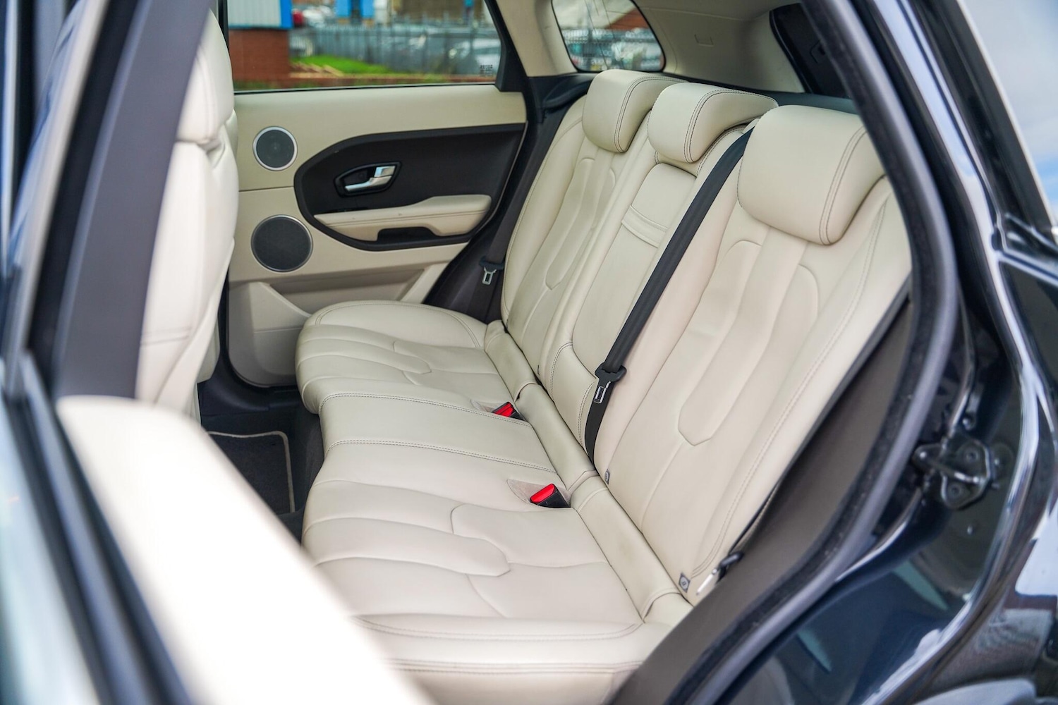 Used Land Rover Range Rover Evoque 2011 for sale - 76632653: Photo 14