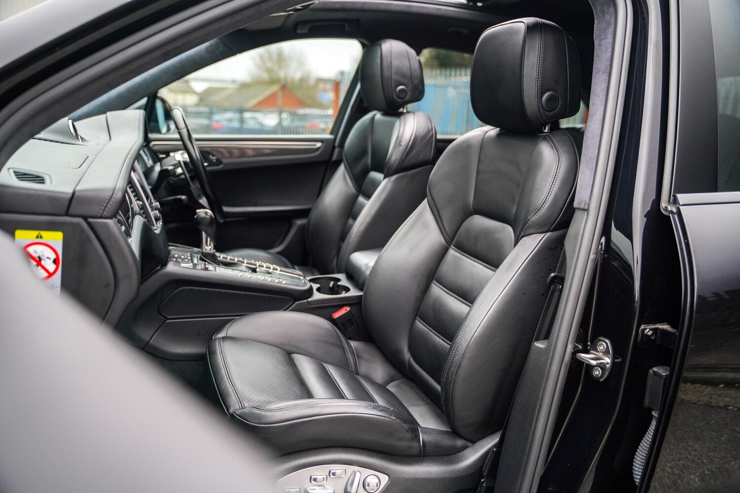 Used Porsche Macan for sale - 77799168: Photo 11