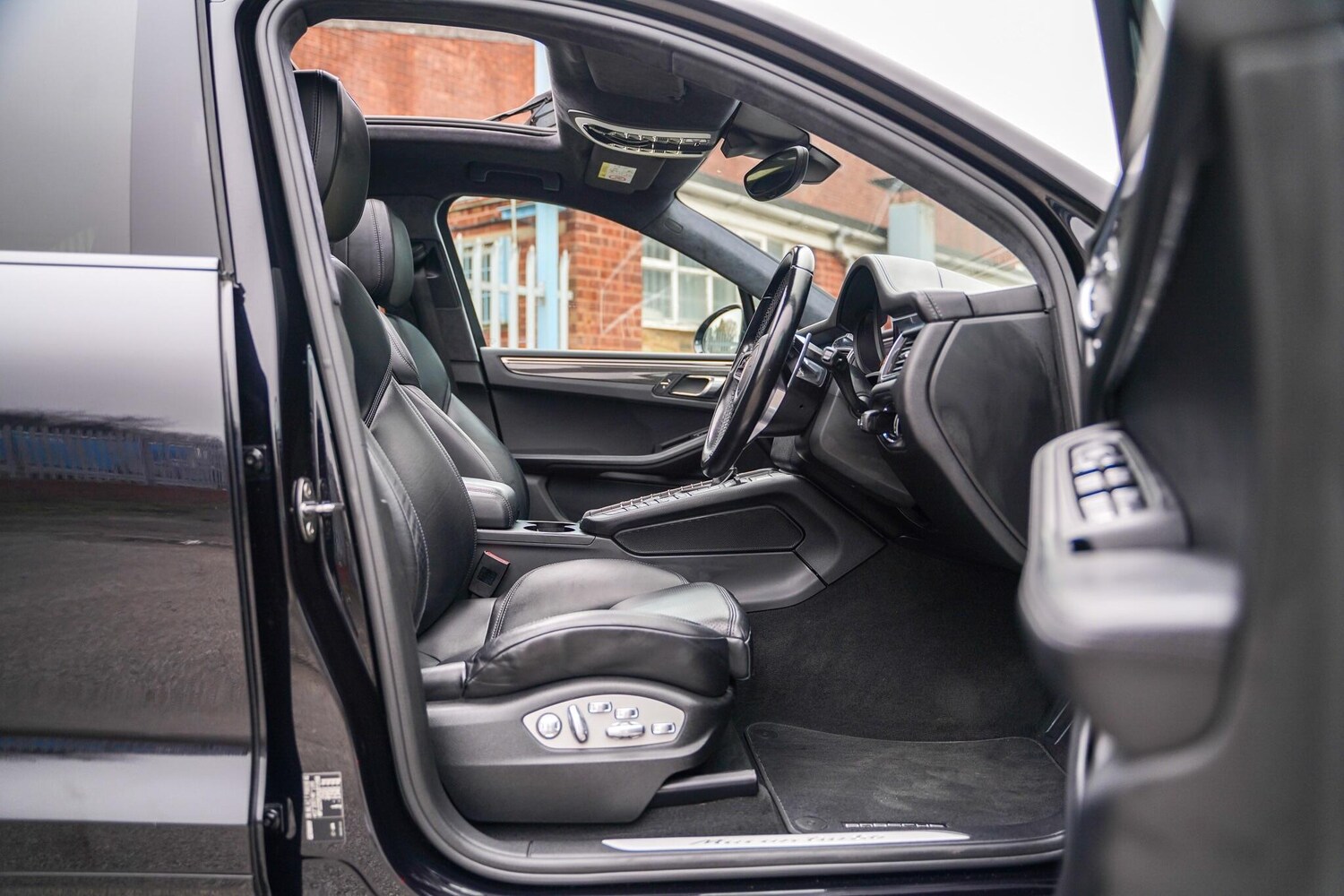 Used Porsche Macan for sale - 77799168: Photo 15