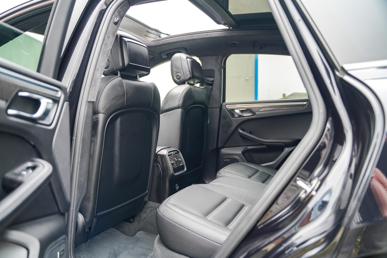 Used Porsche Macan for sale - 77799168: Photo 34