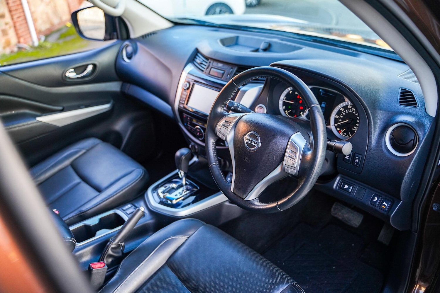 Used Nissan Navara 2016 for sale - 76898440: Photo 10