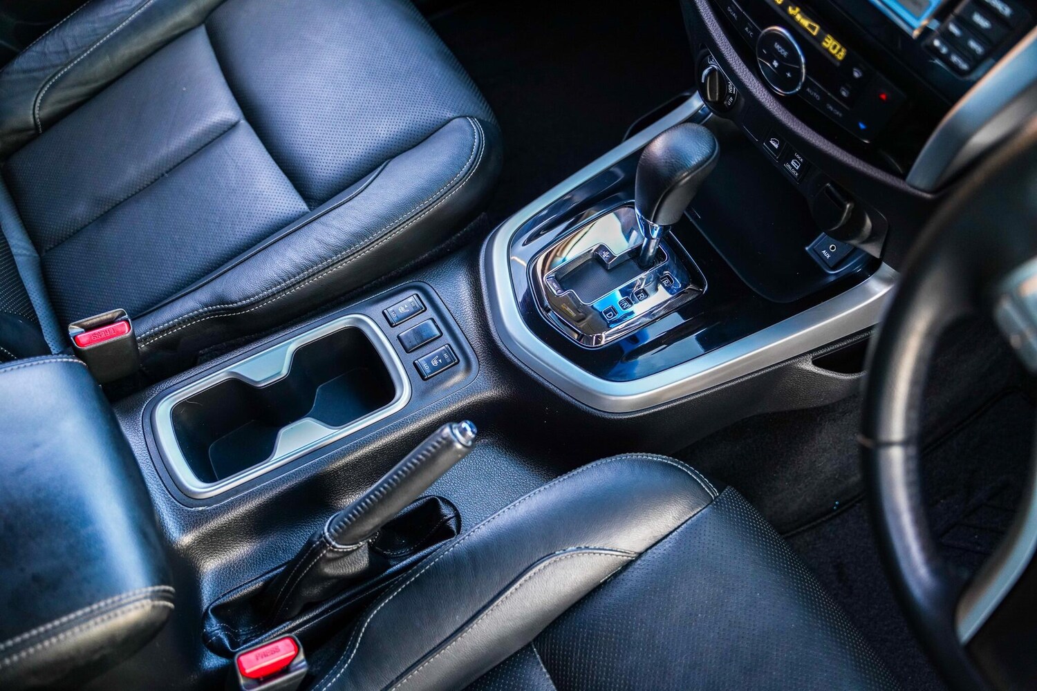 Used Nissan Navara 2016 for sale - 76898440: Photo 39