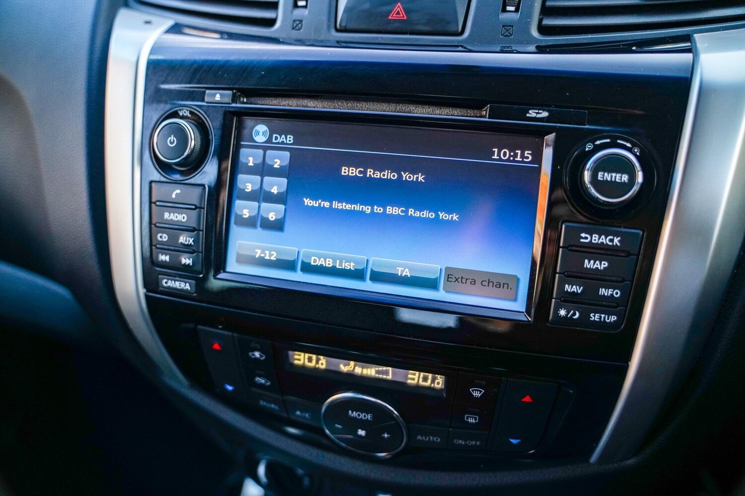 Used Nissan Navara 2016 for sale - 76898440: Photo 44