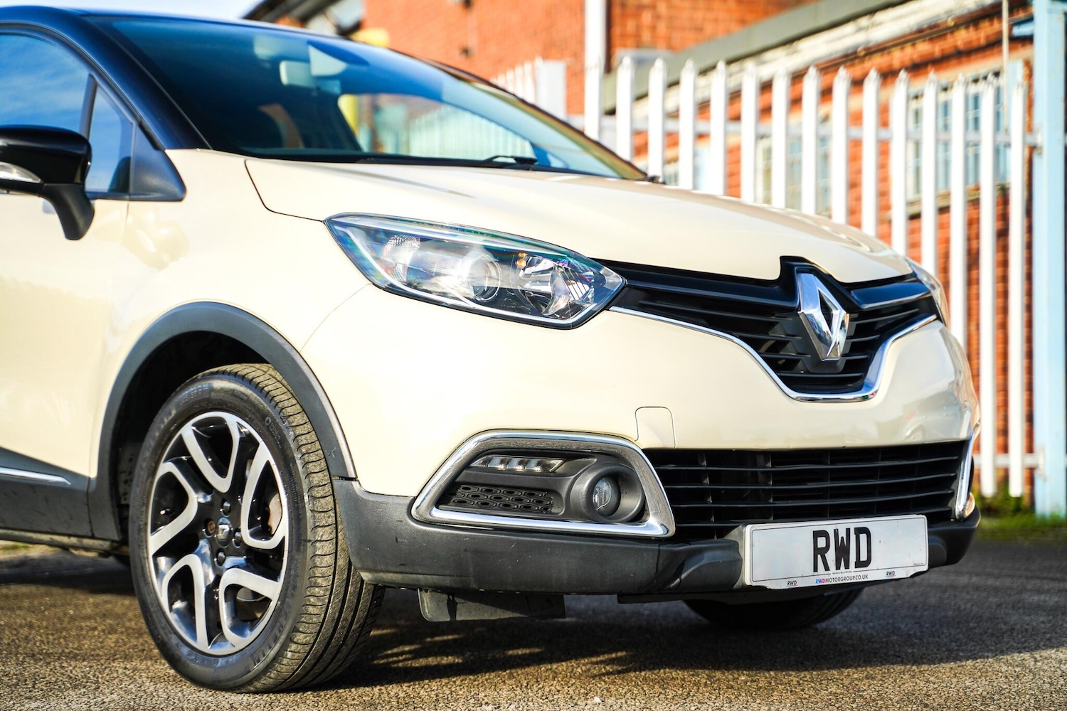 Used Renault Captur 2015 for sale - 76633077: Photo 18