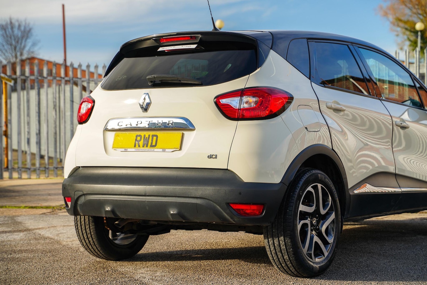 Used Renault Captur 2015 for sale - 76633077: Photo 22