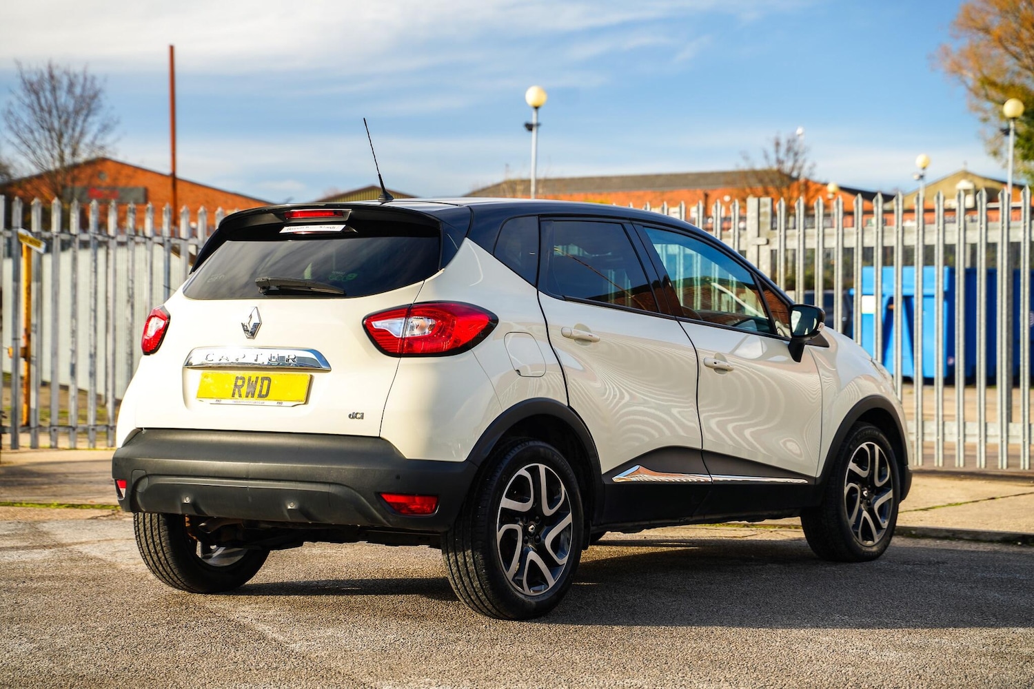 Used Renault Captur 2015 for sale - 76633077: Photo 23