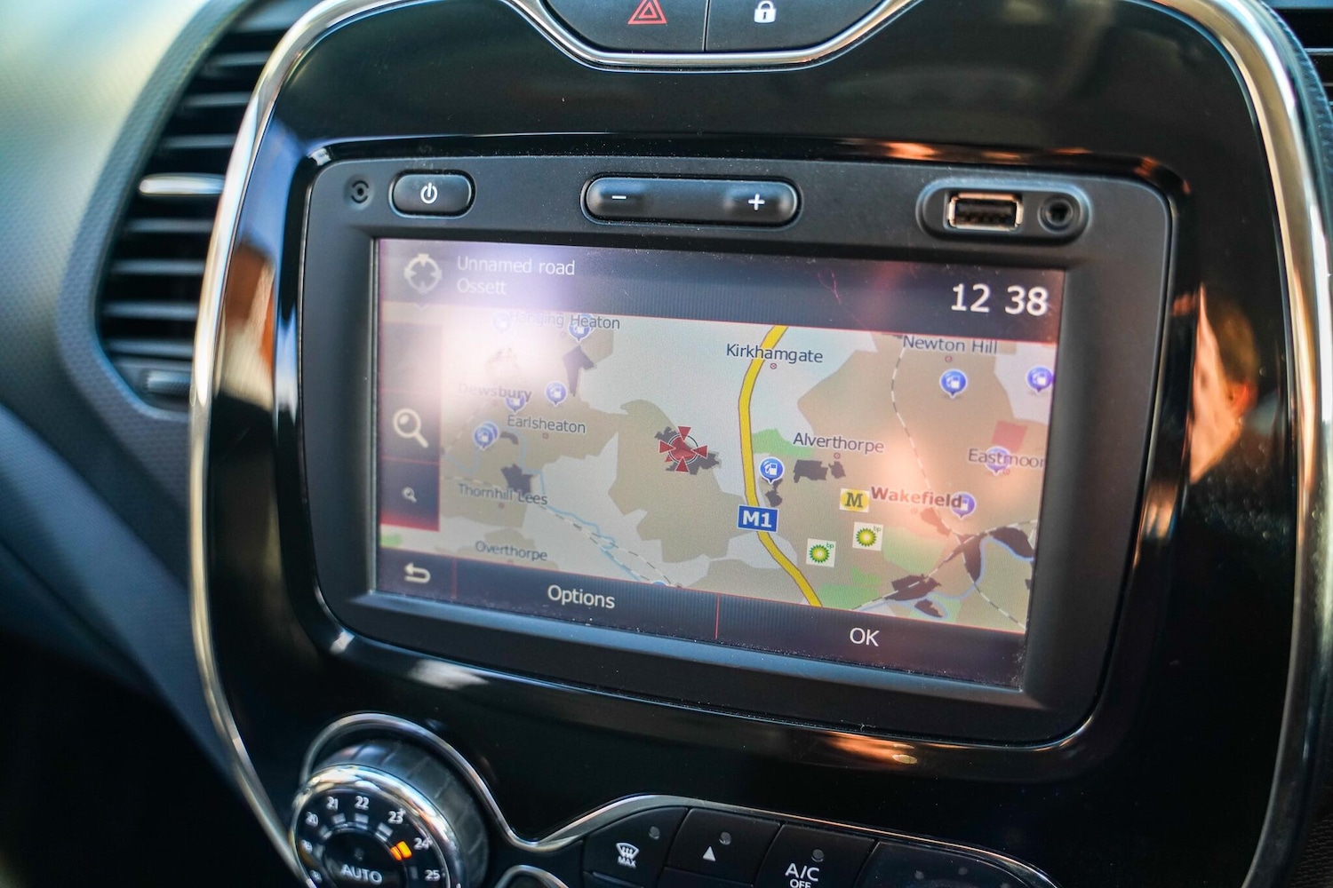 Used Renault Captur 2015 for sale - 76633077: Photo 37