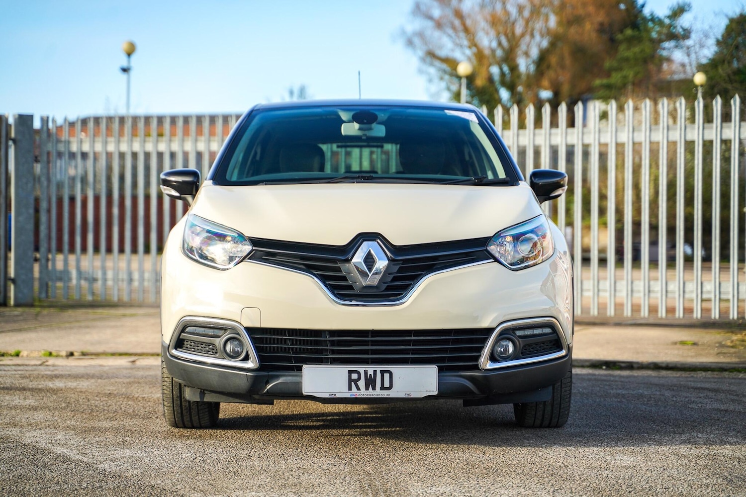 Used Renault Captur 2015 for sale - 76633077: Photo 6