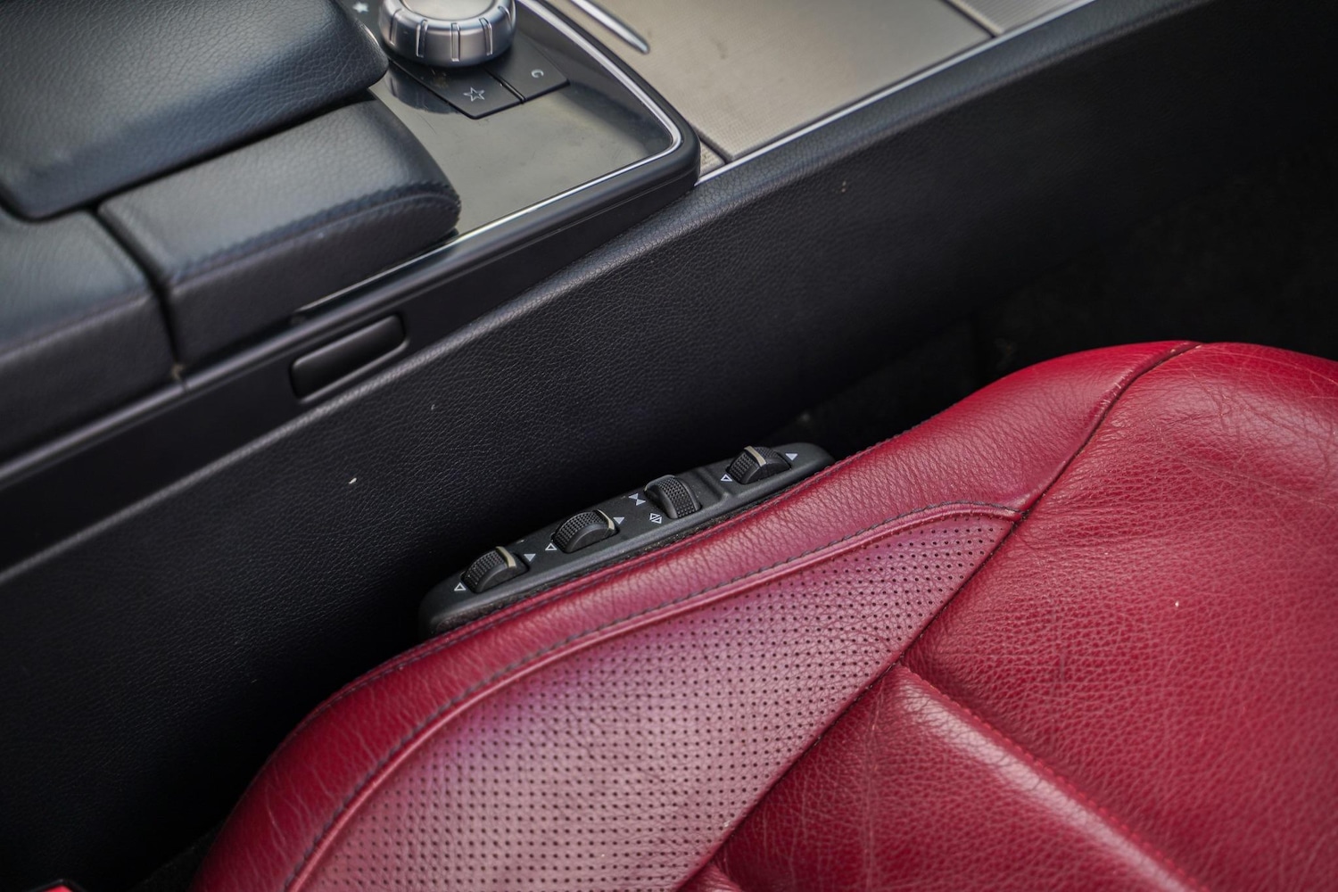 Used Mercedes-Benz E Class for sale - 77279726: Photo 38