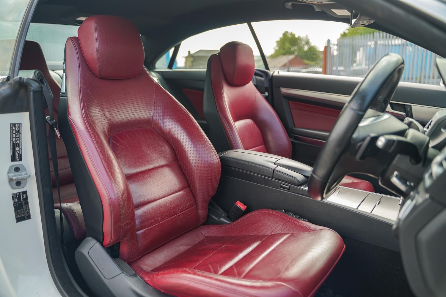 Used Mercedes-Benz E Class for sale - 77279726: Photo 4