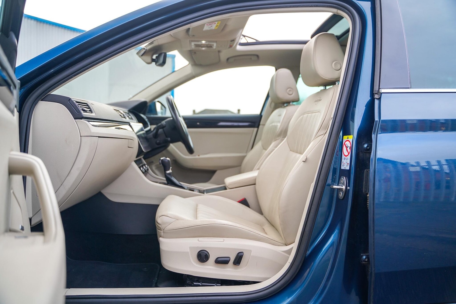 Used Skoda Superb for sale - 77190474: Photo 26