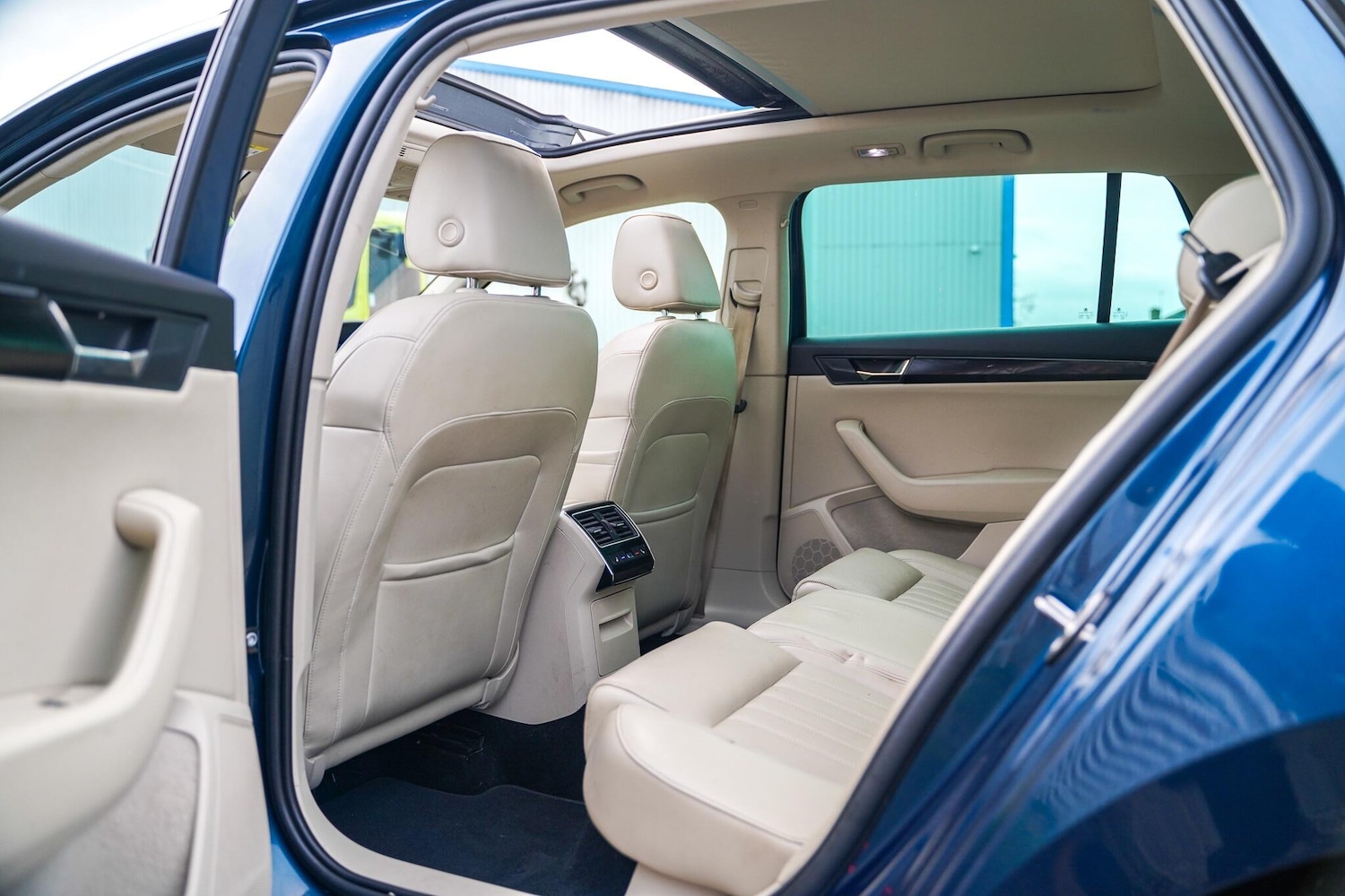 Used Skoda Superb for sale - 77190474: Photo 28