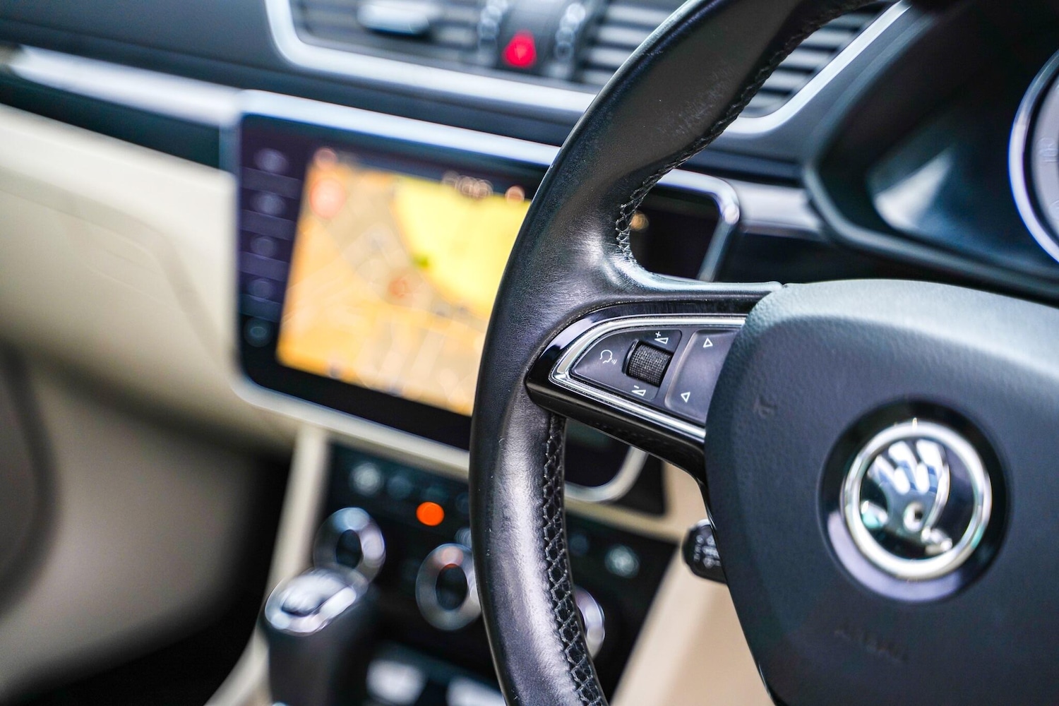 Used Skoda Superb for sale - 77190474: Photo 42