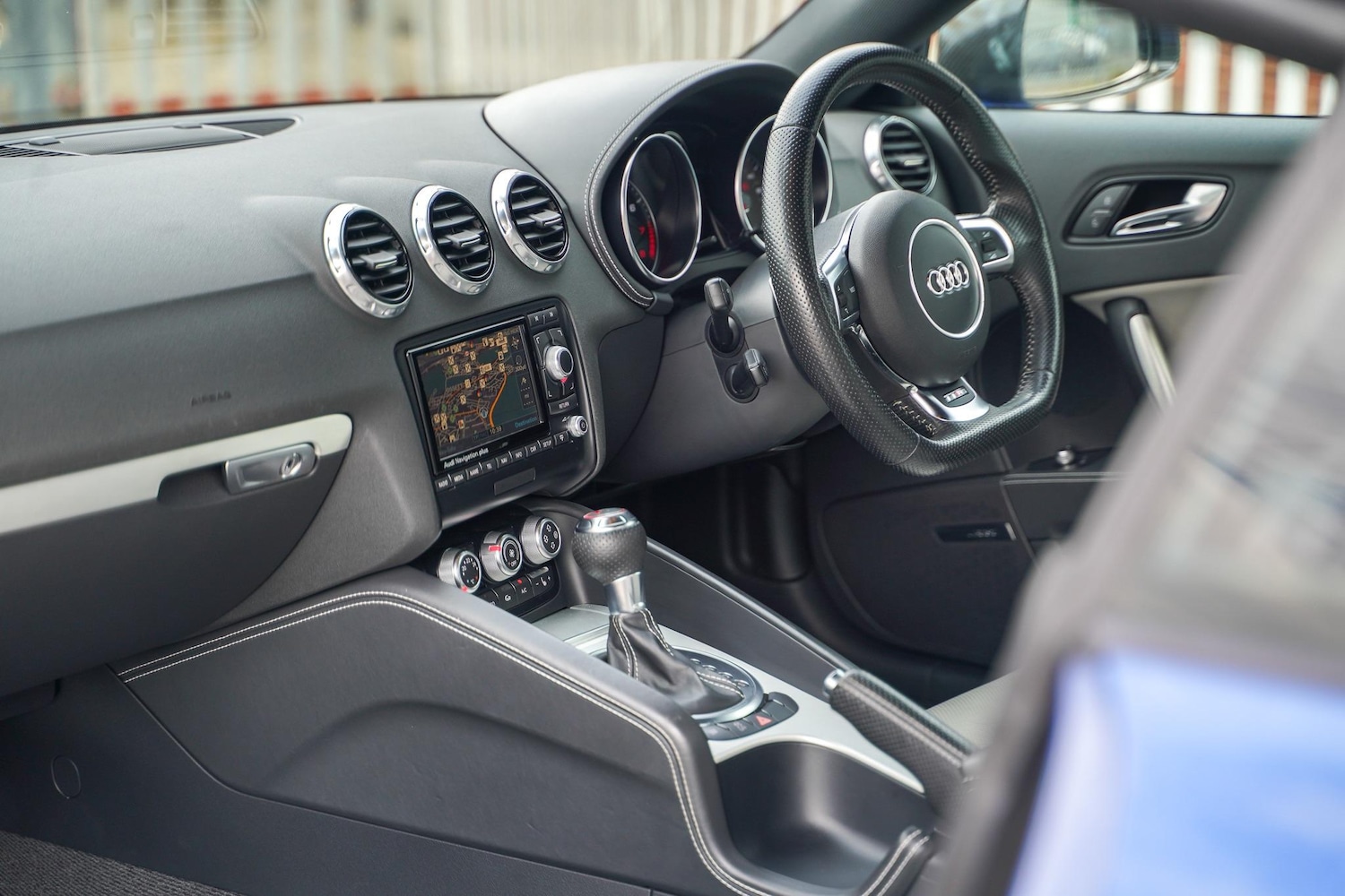 Used Audi TT 2013 for sale - 76927085: Photo 14