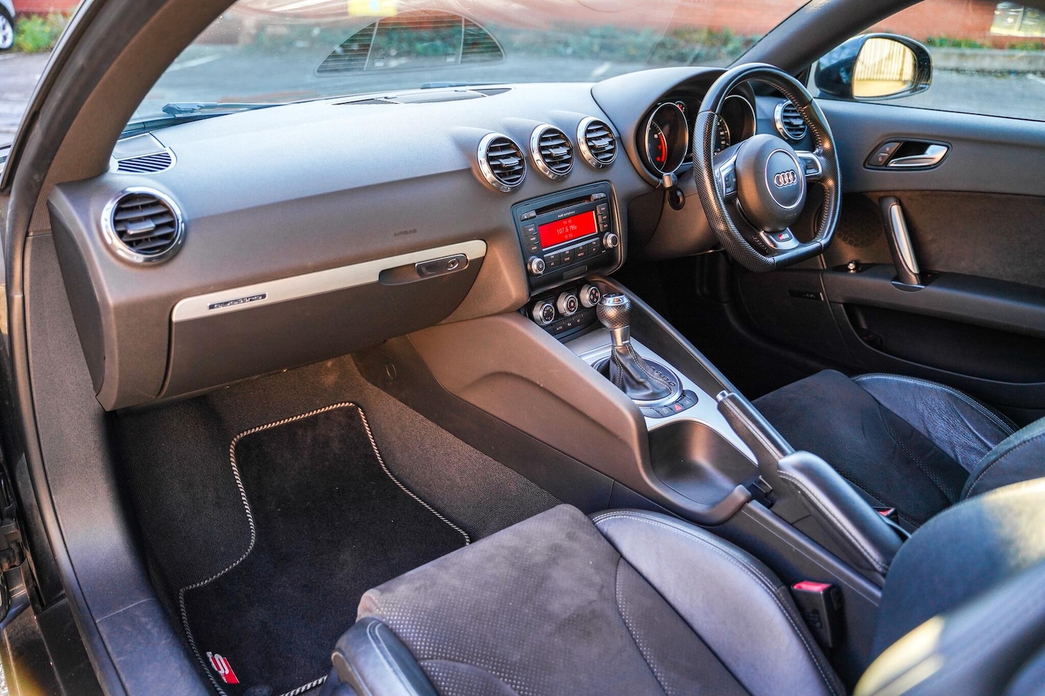 Used Audi TT 2012 for sale - 76377703: Photo 34