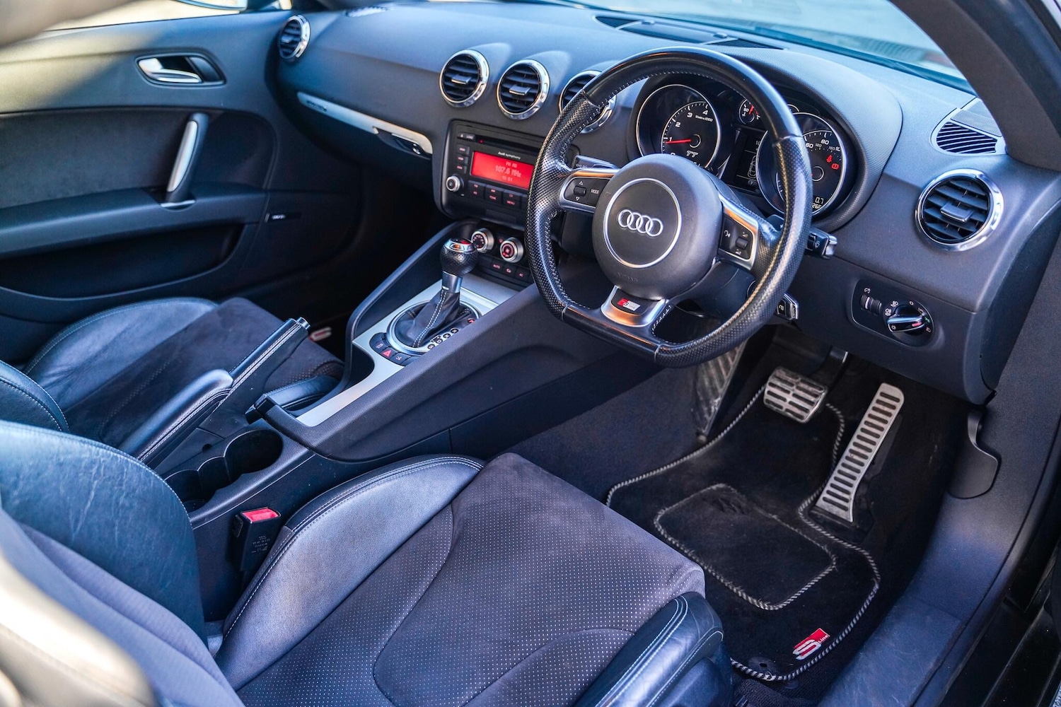 Used Audi TT 2012 for sale - 76377703: Photo 9