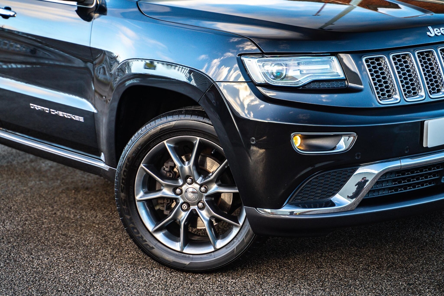 Used Jeep Grand Cherokee 2016 for sale - 77132073: Photo 2