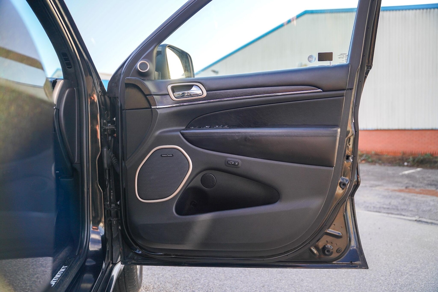 Used Jeep Grand Cherokee 2016 for sale - 77132073: Photo 39