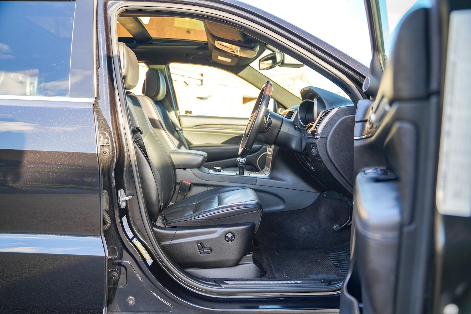 Used Jeep Grand Cherokee 2016 for sale - 77132073: Photo 42