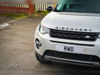 Used Land Rover Discovery Sport 2017 for sale - 76484506: Photo