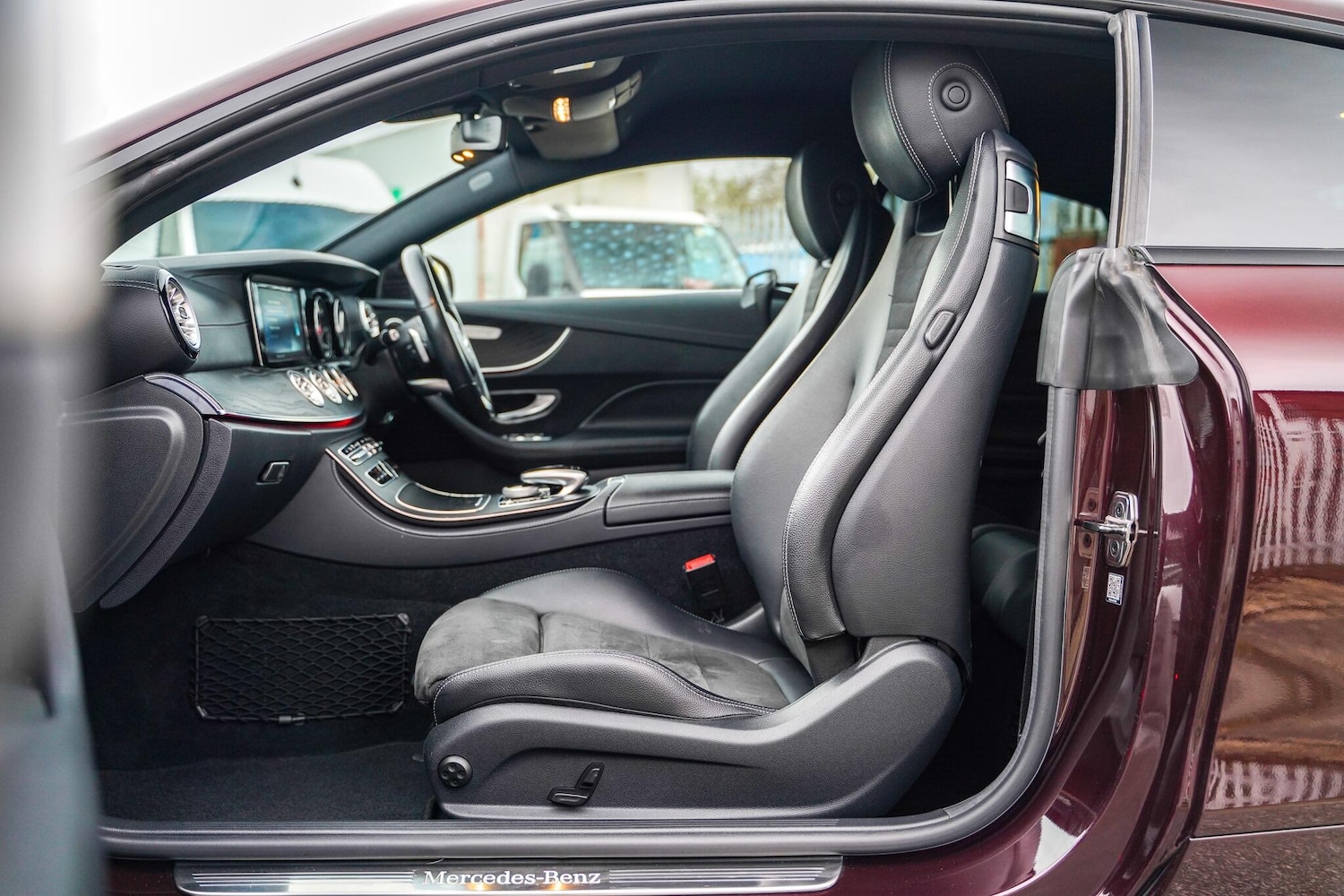 Used Mercedes-Benz E Class for sale - 78100610: Photo 34