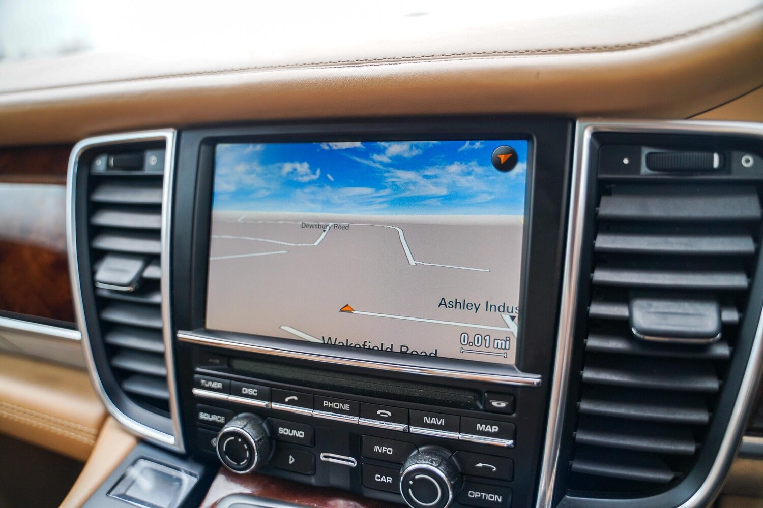 Used Porsche Panamera 2011 for sale - 76188801: Photo 35