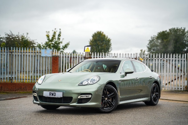 Used Porsche Panamera 2011 for sale - 76188801: Photo 3